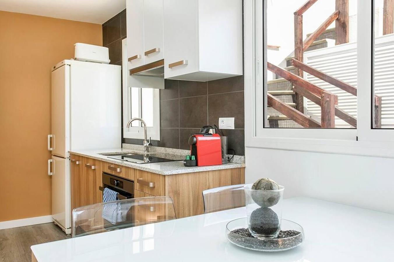 Cozy&New With Terrace Apartment L'Hospitalet de Llobregat Ngoại thất bức ảnh