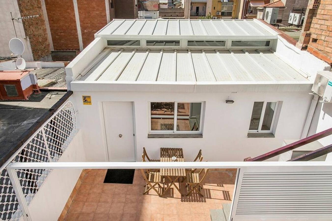 Cozy&New With Terrace Apartment L'Hospitalet de Llobregat Ngoại thất bức ảnh